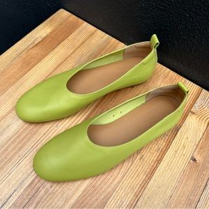 Everlane Day Glove Flats